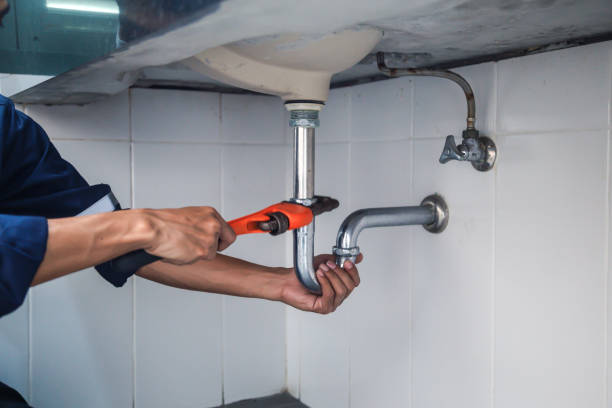 Best Emergency Plumbing Repair  in East Massapequa, NY