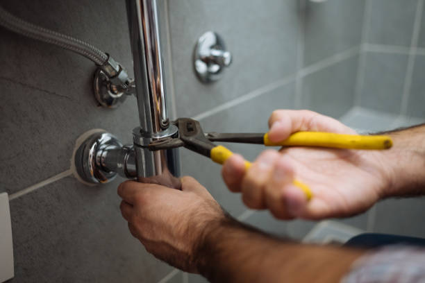 Best Water Leak Repair  in East Massapequa, NY